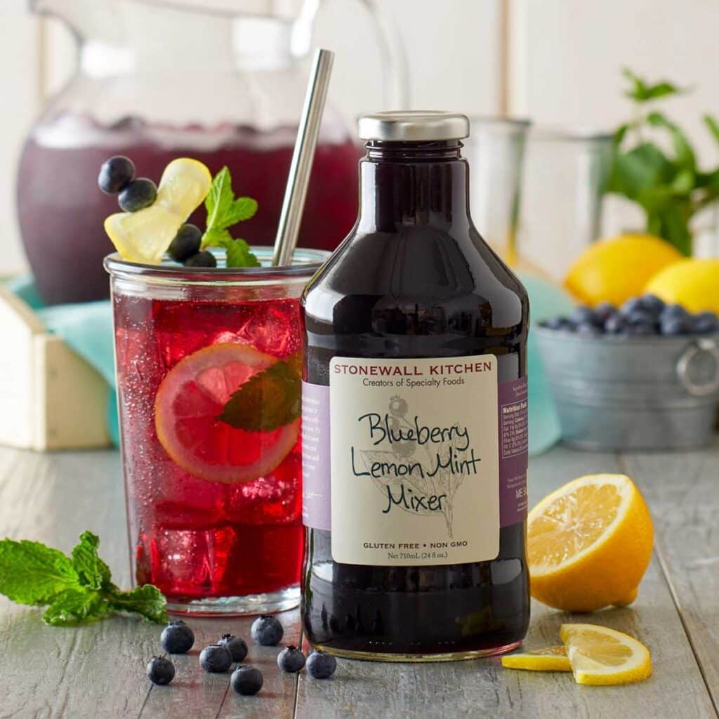 The Sweet and Sour Taste of Blueberry Mint Spritzer: recipe